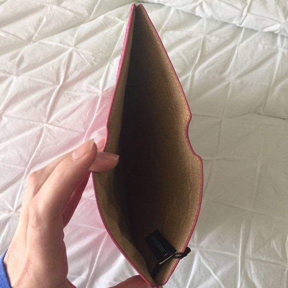 NWT Cynthia Rowley Pink Tablet Pouch - Picture 4 of 4